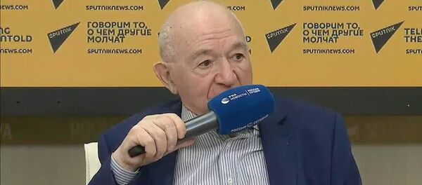 Никита Симонян о победах “Арарата”: Прошло 45 лет, а я все вспоминаю - Sputnik Армения