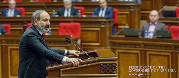 Речь и.о. премьер-министра Никола Пашиняна во время заседания НС по вопросу бюджета страны на 2019 (13 ноября 2018). Еревaн Речь и.о. премьер-министра Никола Пашиняна во время заседания НС по вопросу бюджета страны на 2019 (13 ноября 2018). Еревaн - Sputnik Արմենիա