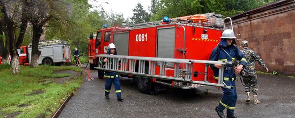 Показательные тактические учения МЧС Армении Показательные тактические учения МЧС Армении - Sputnik Արմենիա