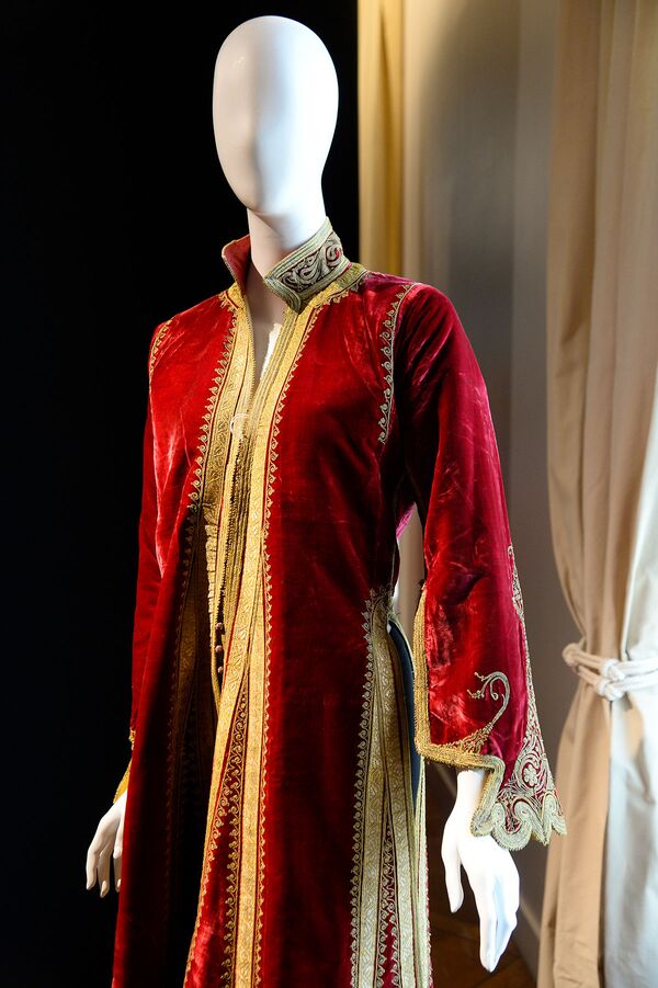 Законодательница моды, научившаяся шить у армянок: невероятная история Эльзы Скиапарелли - Sputnik Армения