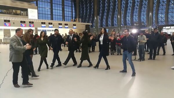 Не зря танцевали: аэропорт Симферополя назовут в честь мариниста Айвазовского - Sputnik Армения