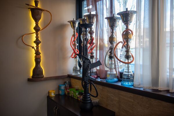 Бизнес по-восточному, или Как армянин из Сирии удивил жителей Гюмри Бизнес по-восточному, или Как армянин из Сирии удивил жителей Гюмри - Sputnik Армения