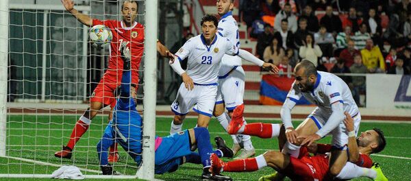 Гол Юры Мовсисяна в футбольном матче Лиги Наций УЕФА между сборными Гибралтара и Армении (17 ноября 2018). Гибралтар - Sputnik Արմենիա