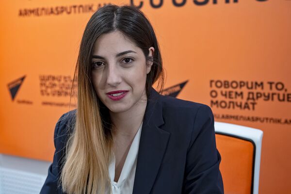 Ֆանտաստիկ լուծումներ գլոբալ խնդիրներին. ինչպես են Ամանորը տոնելու ԱԺ կին պատգամավորները - Sputnik Արմենիա