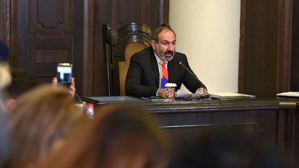 Пресс-конференция и.о. премьер-министра Армении Никола Пашиняна (20 ноября 2018). Еревaн - Sputnik Армения