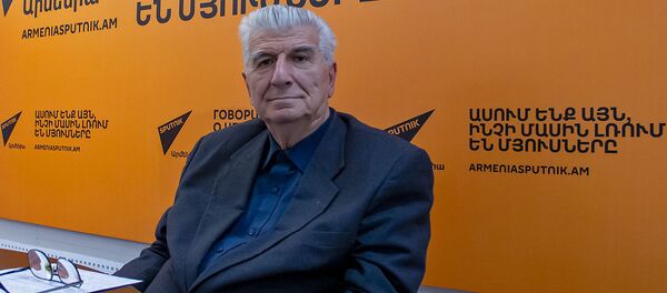 Эдвард Арзуманян Эдвард Арзуманян - Sputnik Արմենիա