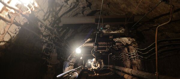 Шахта Кальинская в Свердловской области - Sputnik Армения