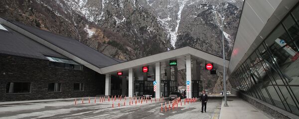 Автомобильный пункт пропуска Верхний Ларс Автомобильный пункт пропуска Верхний Ларс - Sputnik Армения