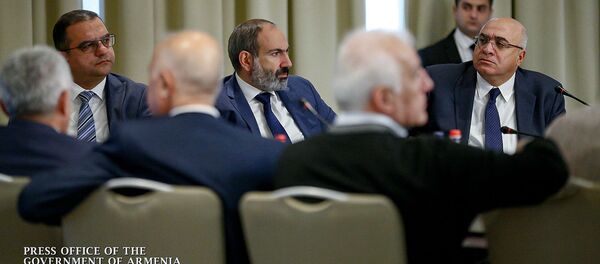 И.о. премьер-министра Никол Пашинян принял участие в научно-практической конференции Актуальные проблемы развития экономики Армении и стратегические направления (23 ноября 2018). Еревaн И.о. премьер-министра Никол Пашинян принял участие в научно-практической конференции Актуальные проблемы развития экономики Армении и стратегические направления (23 ноября 2018). Еревaн - Sputnik Արմենիա