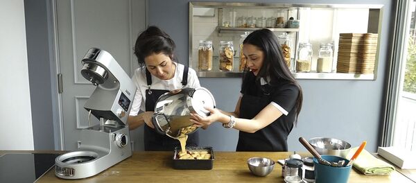 Հյուր շեֆ խոհարարին. ինչպես պատրաստել «Հատապտուղներով թխվածք» - Sputnik Արմենիա