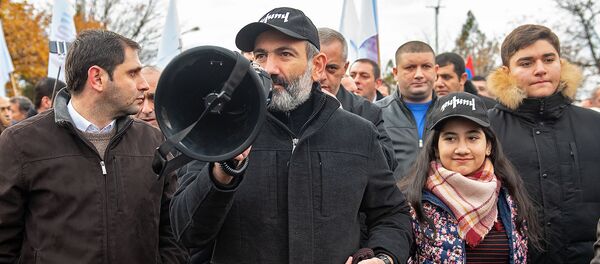 Субботнее шествие Никола Пашиняна (24 ноября 2018). Еревaн Субботнее шествие Никола Пашиняна (24 ноября 2018). Еревaн - Sputnik Արմենիա