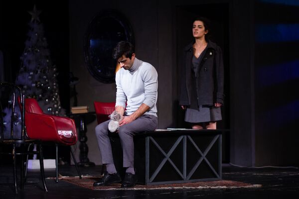 Спектакль Ничего не останется сыгран, но у Лилит Макунц осталось послевкусие Спектакль Ничего не останется сыгран, но у Лилит Макунц осталось послевкусие - Sputnik Армения