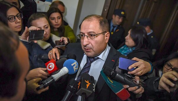 Айк Алумян ответил на вопросы журналистов в Апелляционном суде Армении (27 ноября 2018). Еревaн - Sputnik Արմենիա