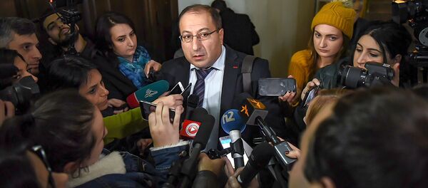Айк Алумян ответил на вопросы журналистов в Апелляционном суде Армении (27 ноября 2018). Еревaн - Sputnik Արմենիա