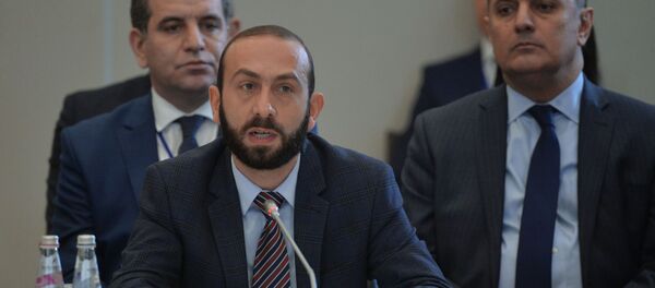 И.о. первого вице-премьера Армении Арарат Мирзоян на заседании межправительственного совета ЕАЭС (27 ноября 2018). Минск И.о. первого вице-премьера Армении Арарат Мирзоян на заседании межправительственного совета ЕАЭС (27 ноября 2018). Минск - Sputnik Армения