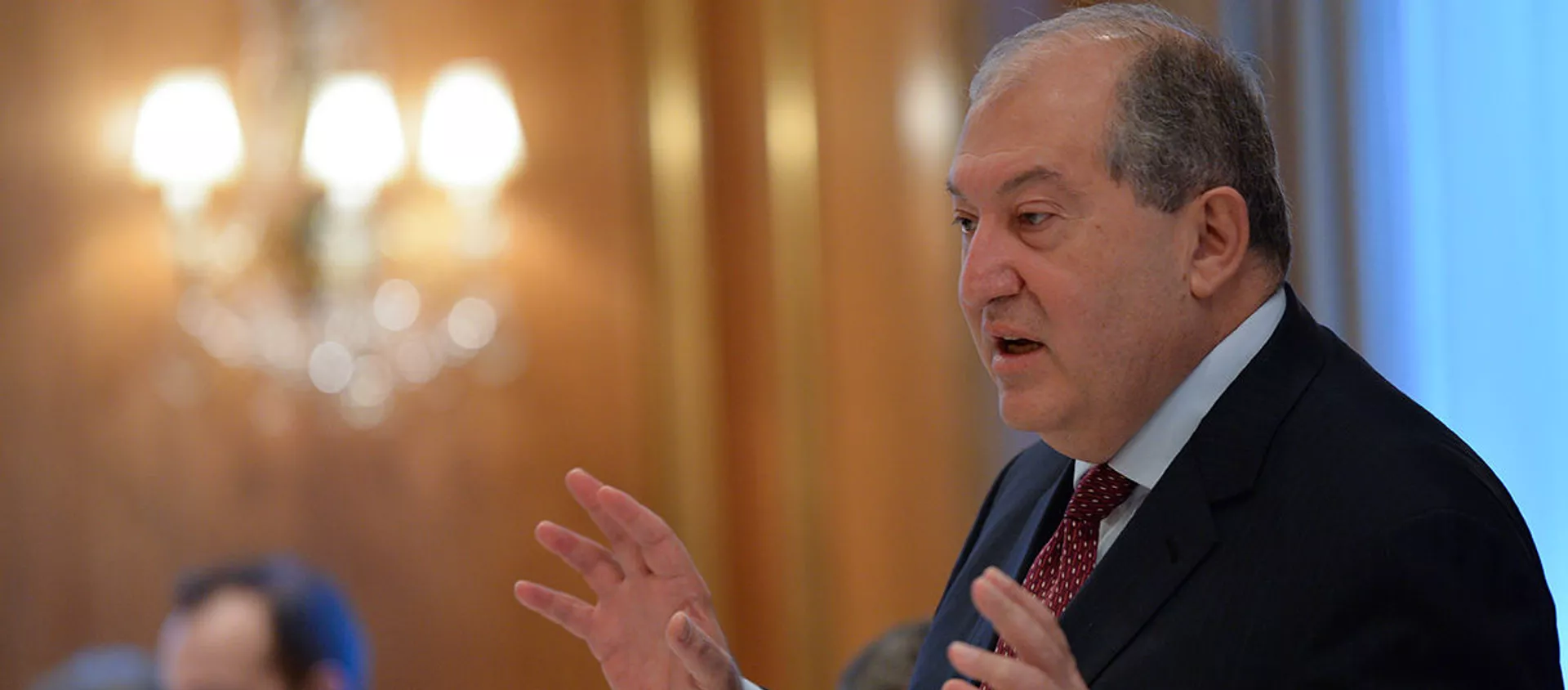 Президент Армении Армен Саркисян во время делового завтрака с немецкими предпринимателями (28 ноярбя 2018). Берлин - Sputnik Армения, 1920, 09.03.2021