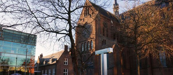 Церковь святой Екатерины в центре Эйндховена. Архивное фото. Церковь святой Екатерины в центре Эйндховена. Архивное фото. - Sputnik Արմենիա