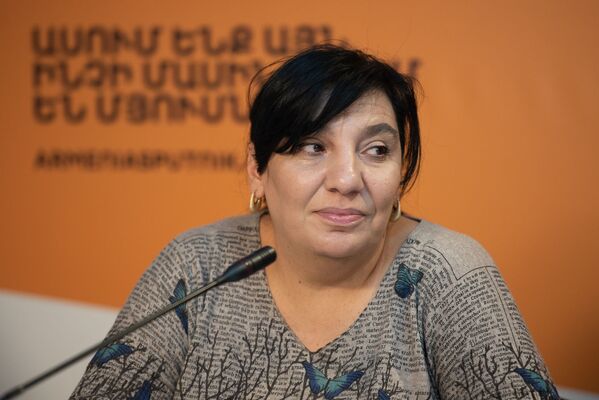 Тереза Варжапетян во время телемоста Ереван-Таллинн (29 ноября 2018). Еревaн - Sputnik Армения