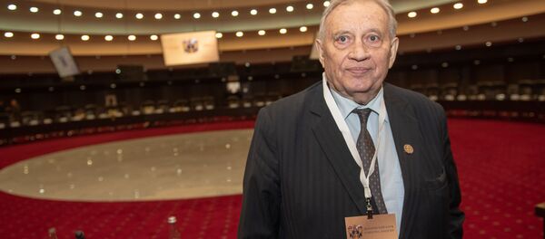 Владимир Казимиров на заседании армяно-российского Лазаревского клуба (30 ноября 2018). Еревaн - Sputnik Արմենիա