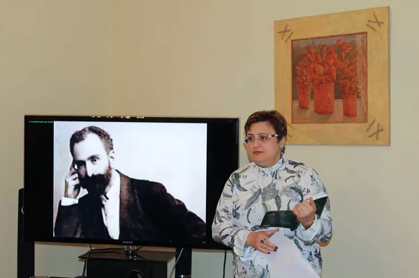 Внучка Ованнеса Туманяна представила интересные подробности о жизни деда Внучка Ованнеса Туманяна представила интересные подробности о жизни деда - Sputnik Армения