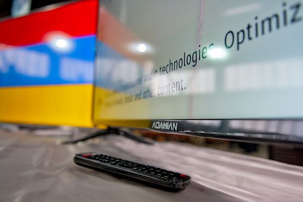 LED телевизоры Adamian, собранные в селе Мердзаван - Sputnik Արմենիա