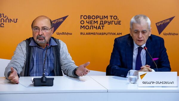Пресс-конференция Геннадия Онищенко (6 декабря 2018). Еревaн - Sputnik Армения