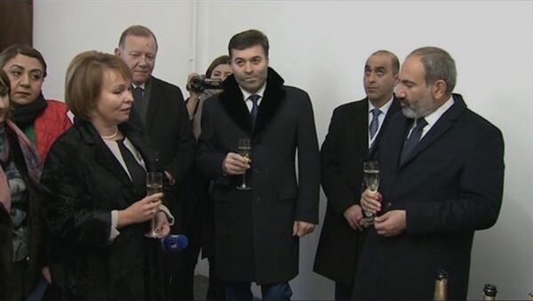 И.о. премьер-министра Никол Пашинян присутствовал на открытии нового здания Ген.консульства Армении в Санкт-Петербурге - Sputnik Армения
