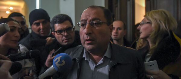 Адвокат Айк Алумян в здании Апелляционного суда Армении (7 декабря 2018). Еревaн Адвокат Айк Алумян в здании Апелляционного суда Армении (7 декабря 2018). Еревaн - Sputnik Արմենիա