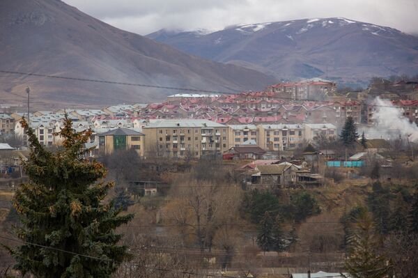 Пропавший в Спитаке ребенок и красные сапожки – в семье Минасянов у каждого своя боль - Sputnik Армения