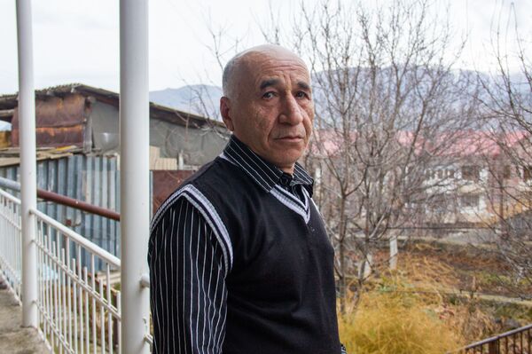 Пропавший в Спитаке ребенок и красные сапожки – в семье Минасянов у каждого своя боль - Sputnik Армения