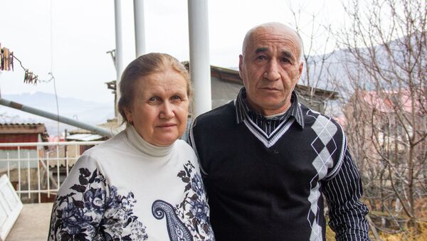 Пострадавшие от землетрясения в Спитаке Сергей и Светлана Минасяны - Sputnik Армения