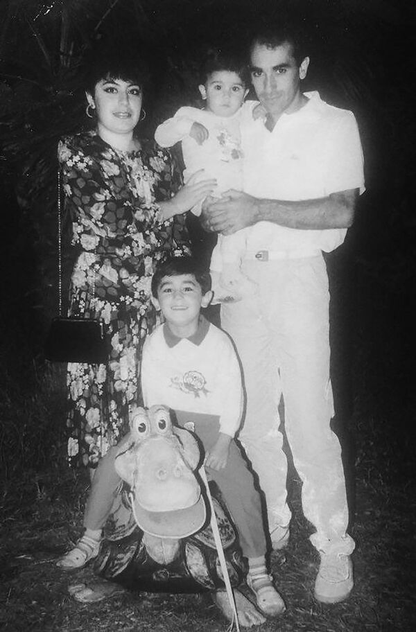 Пришлось выбросить новорожденного из окна - история выжившей Анаит Галаджян - Sputnik Армения