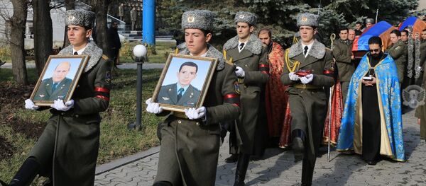 Останки погибших пилотов преданы земле в пантеоне «Ераблур» - Sputnik Армения