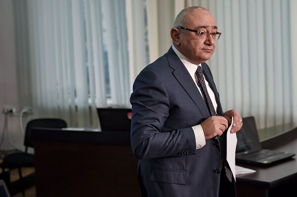 Время Мукучяна прошло, найден кандидат на пост главы ЦИК - газета - Sputnik Армения