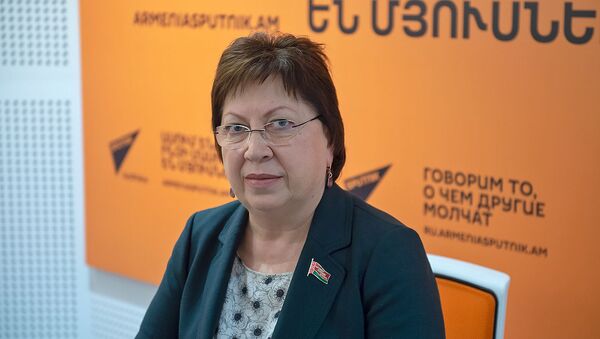 Наблюдатель Межпарламентской Ассамблеи СНГ от Беларуси Тамара Долгошей - Sputnik Армения