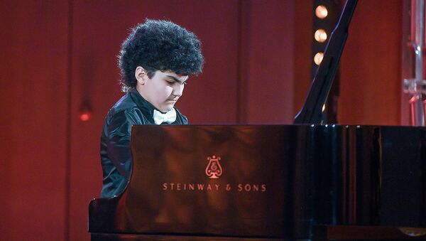 Армянский пианист Гур Саркисян на конкурсе молодых музыкантов Щелкунчик - Sputnik Արմենիա