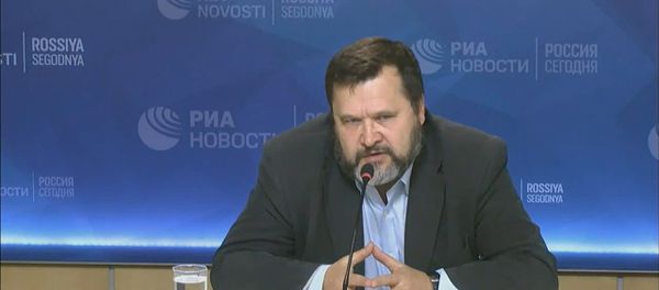 Александр Крылов об освещении российской темы в армянских СМИ - Sputnik Армения