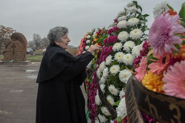 Ведь пилоты не умирают, они улетают в небо... 30 лет подвигу сербских летчиков в Армении - Sputnik Армения
