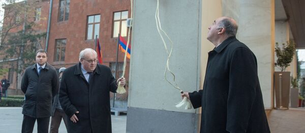 Церемония открытия улицы имени Рафаэля Лемкина в Ереване (11 декабря 2018). Еревaн Церемония открытия улицы имени Рафаэля Лемкина в Ереване (11 декабря 2018). Еревaн - Sputnik Արմենիա