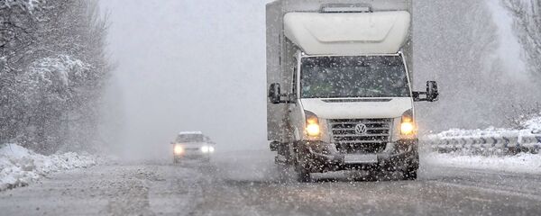 Снег на трассе - Sputnik Армения