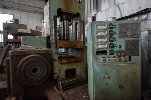 Նա հրաժարվում է հարստանալ․ ինժեներ Հովհաննիսյանն ու նրա գործարանը Ստեփանավանում Նա հրաժարվում է հարստանալ․ ինժեներ Հովհաննիսյանն ու նրա գործարանը Ստեփանավանում - Sputnik Արմենիա