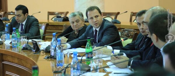 Заседание Совета попечителей Фонда страхования военнослужащих (13 декабря 2018). Еревaн Заседание Совета попечителей Фонда страхования военнослужащих (13 декабря 2018). Еревaн - Sputnik Армения