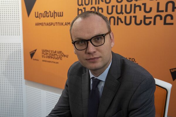 Слом стереотипов в новой Армении: впервые в парламенте страны будет депутат-молоканин - Sputnik Армения