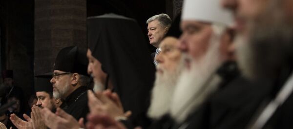 Президент Украины Петр Порошенко в Храме Святой Софии (15 декабря 2018). Киев Президент Украины Петр Порошенко в Храме Святой Софии (15 декабря 2018). Киев - Sputnik Армения