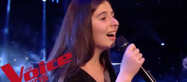 Эрмония исполнила песню Шарля Азнавура La Boheme в финале шоу The Voice Kids France 2018 Эрмония исполнила песню Шарля Азнавура La Boheme в финале шоу The Voice Kids France 2018 - Sputnik Армения