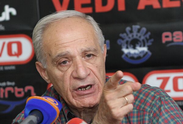 Мкртыч Минасян Мкртыч Минасян - Sputnik Արմենիա