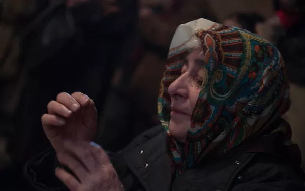 Мощи Святого Иоанна Крестителя, хранящиеся в Первопрестольном Святом Эчмиадзине были привезены в Ереван, чтобы верующие могли к ним приложиться Мощи Святого Иоанна Крестителя, хранящиеся в Первопрестольном Святом Эчмиадзине были привезены в Ереван, чтобы верующие могли к ним приложиться - Sputnik Армения