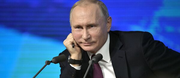 Президент России Владимир Путин во время ежегодной большой пресс-конференции (20 декабря 2018). Москвa Президент России Владимир Путин во время ежегодной большой пресс-конференции (20 декабря 2018). Москвa - Sputnik Արմենիա