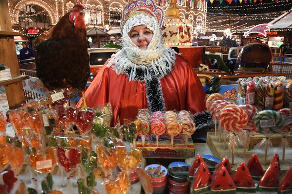 Աստղազարդ երկինք. Մոսկվայի ֆանտաստիկ կերպարանափոխությունը Ամանորին ընդառաջ Աստղազարդ երկինք. Մոսկվայի ֆանտաստիկ կերպարանափոխությունը Ամանորին ընդառաջ - Sputnik Արմենիա