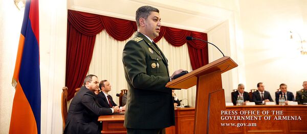 И.о. премьер-министра Никол Пашинян принял участие на торжественном заседании СНБ (20 декабря 2018). Еревaн И.о. премьер-министра Никол Пашинян принял участие на торжественном заседании СНБ (20 декабря 2018). Еревaн - Sputnik Армения